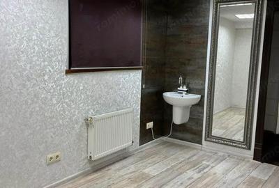 Spațiu comercial, de 40 mp, în Titan