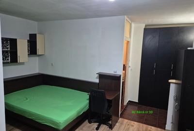 Proprietar - Inchiriez Garsoniera complet mobilata si utilata - Str Bârcă, nr 10 - 3