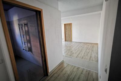 Apartament cu 2 camere semidecomandat în Central - 3