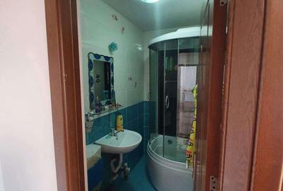 Apartament cu 4 camere decomandat în Central - 2