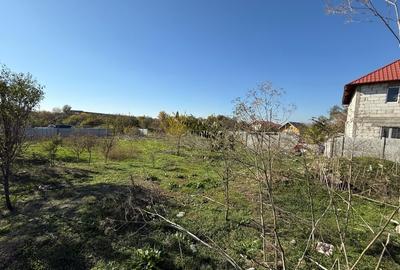 Teren cu acces facil si toate utilitățile disponibile - 3