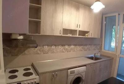 Garsoniera in zona Izvor - 1