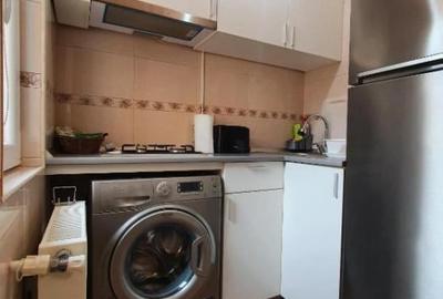 Casă individuală cu 4 camere cu Canalizare în Central - 12