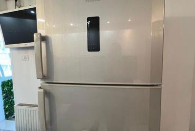 Apartament cu 3 camere semidecomandat, mobilat în Pantelimon - 1
