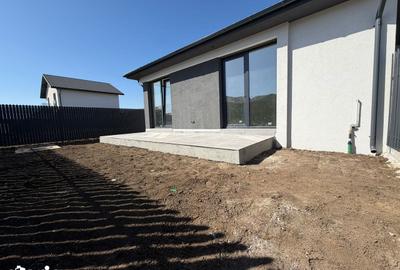 Casă cu 4 camere cu Teren 465 Mp în Sânpetru - 16