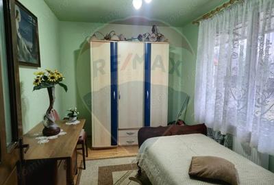Casă cu 7 camere cu Teren 2104 Mp în Vad - 8