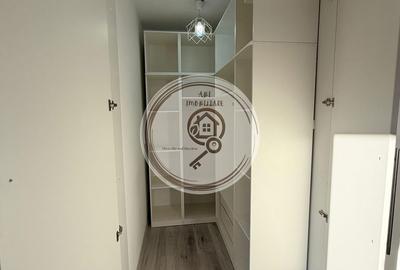 Casă cu 4 camere cu Teren 200 Mp în Tractorul - 1