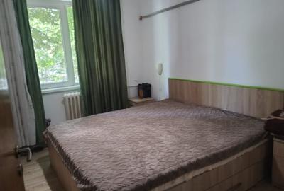 Apartament cu 2 camere decomandat în 1 Decembrie 1918