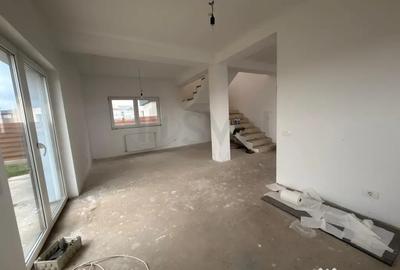Casă cu 3 camere cu Teren 315 Mp în Central - 8