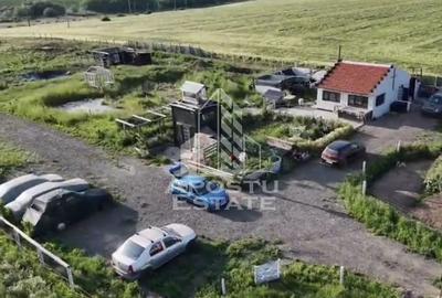 Casă cu 2 camere cu Teren 10000 Mp în Cornești - 2