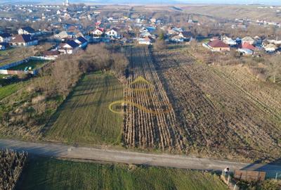 Teren Construcții intravilan de 2500 mp, în Măgura - 3