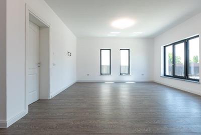 Casă individuală cu 3 camere cu Teren 400 Mp în 9 Mai - 3