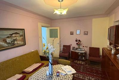 Apartament cu 3 camere semidecomandat în Central - 5