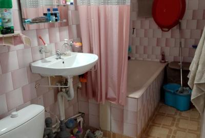Apartament cu 3 camere decomandat în Călărași - 5