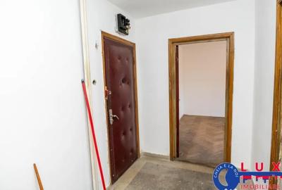 Apartament cu 2 camere decomandat în Piața Nouă - 3