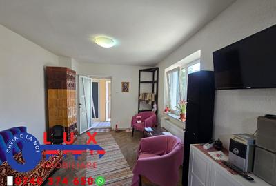 ID 6713 Casa de vanzare in Zona Pia?a Noua - 1