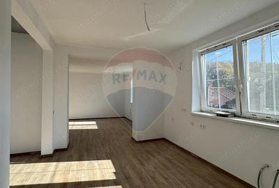 Casă cu 3 camere cu Teren 250 Mp în Vitrometan - 6