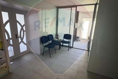Birou, de 92 mp, în Unirii - 2
