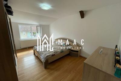 Casă cu 7 camere cu Canalizare în Central - 7