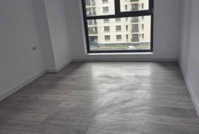 Apartament cu 3 camere semidecomandat în Titan