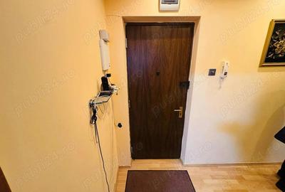 Apartament cu 3 camere decomandat în Central - 4