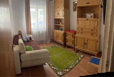 Apartament cu 3 camere semidecomandat în Central - 2