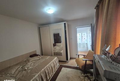 Casă cu 4 camere cu Canalizare în Central - 11