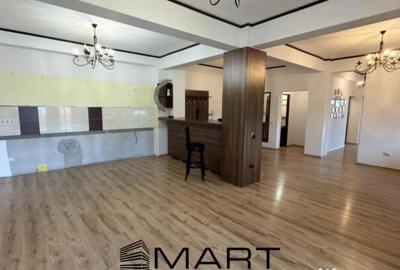 Apartament cu 3 camere decomandat în Calea Dumbrăvii - 2