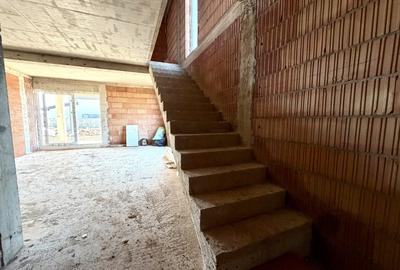 Duplex cu 4 camere cu Canalizare în Sânandrei - 5