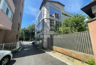 Inchiriere spa?iu comercial P+2, in zona centrala , B-dul Constantin Brancu?i - 3