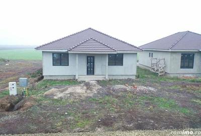 Casa noua cu 4 camere ?i 500 mp teren in Santandrei - 1