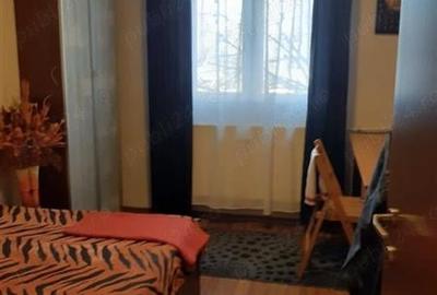 Vanzare Apartament 3 Camere Semidecomandat Luica-Stupilor - 2