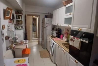Apartament cu 2 camere, 63 mp, zona Cug - 13