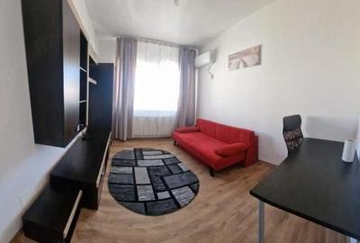 Garsonieră decomandată în Apărătorii Patriei