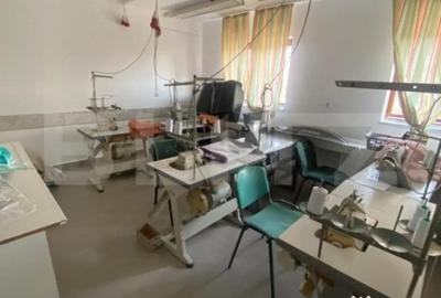 Spațiu comercial, de 200 mp, în Central - 1