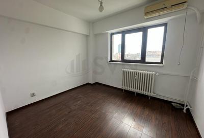 Apartament cu 4 camere decomandat în Amzei - 6