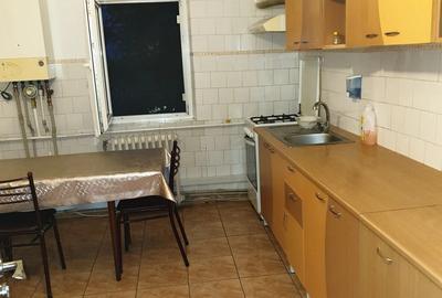 Inchiriez apartamenr 4 camere - 3