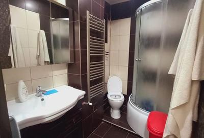 Apartament cu 3 camere în Central - 1