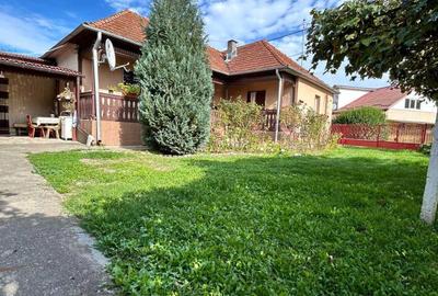 Casă cu 4 camere în Ciceu-Giurgești - 1