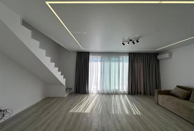 Penthouse cu 3 camere decomandat, mobilat în Berceni