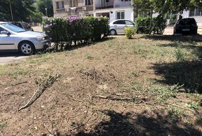 Teren intravilan de 380 mp, în Far - 6