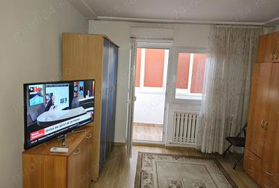 Garsonieră decomandată în Central - 10
