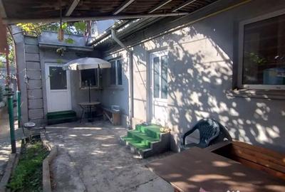 Casă cu 4 camere cu Canalizare în Stadion