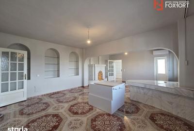 Apartament cu 4 camere decomandat în Intim - 10