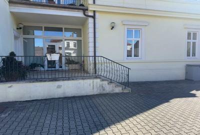 Spațiu comercial, de 220 mp, în Central - 2