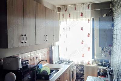 Vand ap 2 camere zona micro 3 - 5
