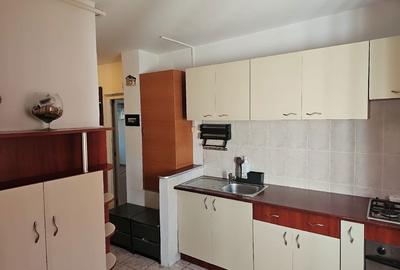 Garsonieră decomandată în Central - 8