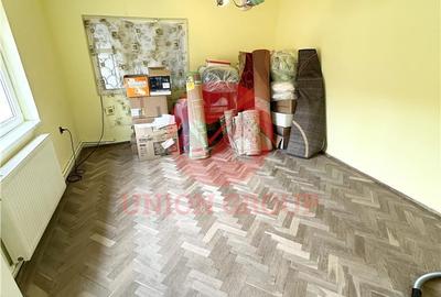 Casa de vanzare din BCA in inima orasului, zona Coiciu - 1