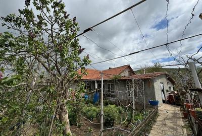 Vand casa in orasul Babadag, zona linistita! - 6