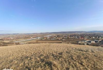 Teren de 4633 mp, în Sântana de Mureș - 1